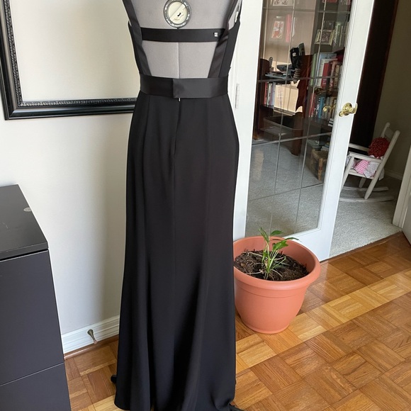 - Black maxi formal size 0 - Picture 2 of 6